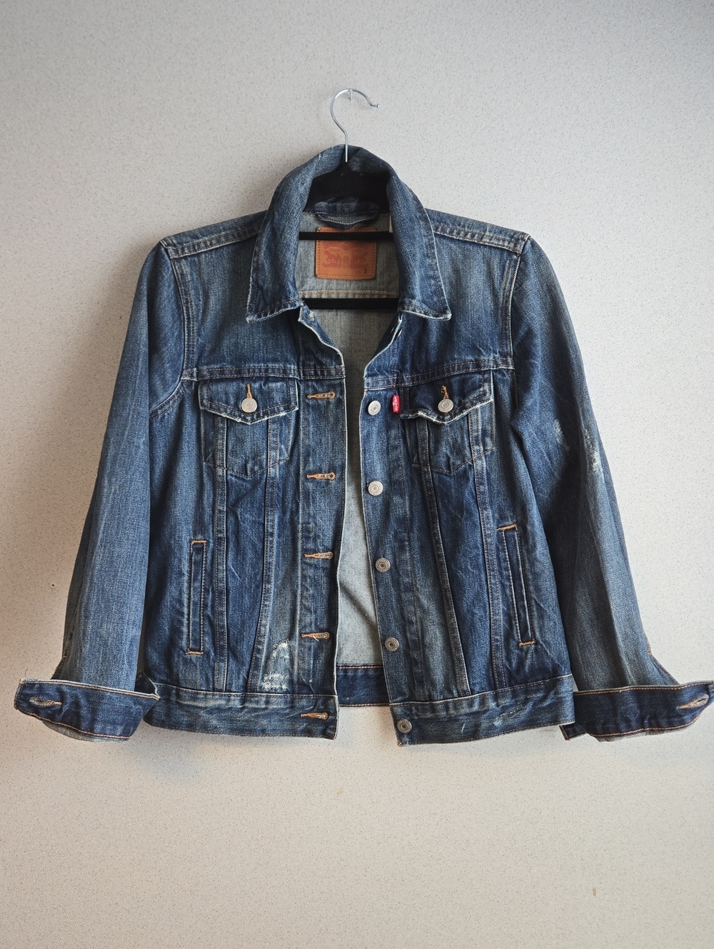 Levi's Women's Blue Denim Distressed Jacket Size Small